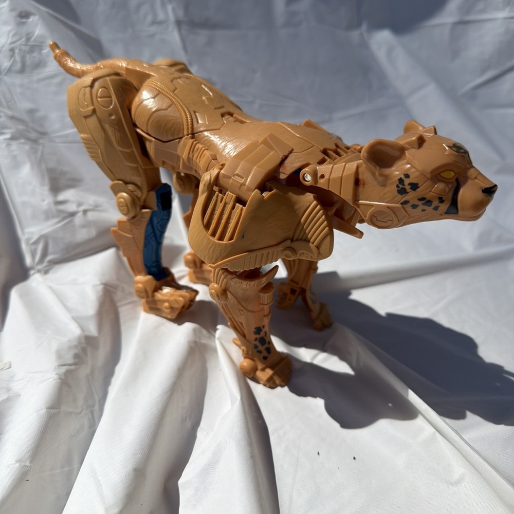 Transformers Rise Of The Beasts Titan Changer CHEETOR 11" Action Figure